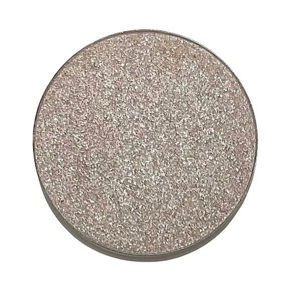 Victoria’s Secret Next To Nothing Eyeshadow - Picture 1 of 1